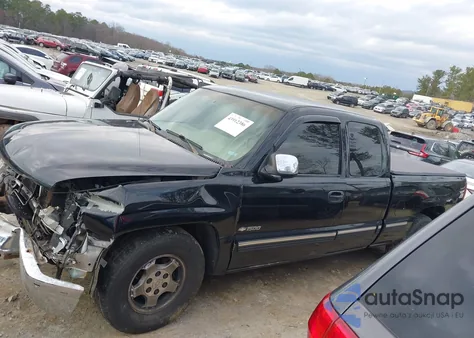 2002 Chevrolet Silverado 1500 Ls z USA, uszkodzony, nr VIN 2GCEC19T821408642